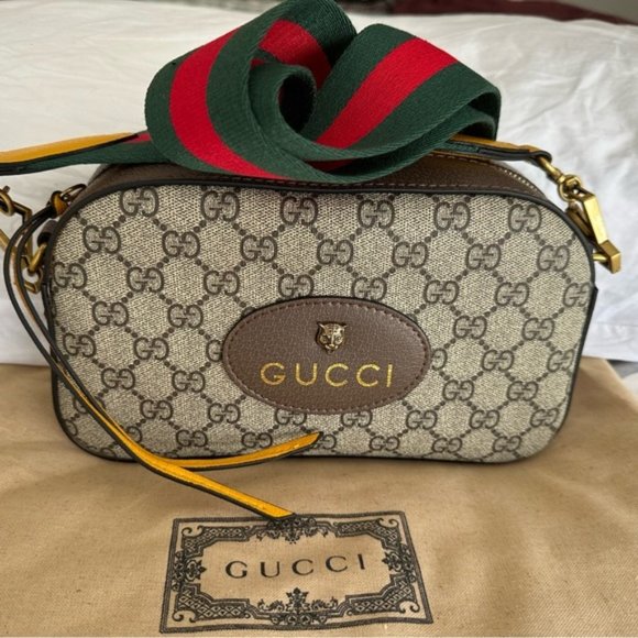 Gucci Handbags - Neo Vintage GG Supreme messenger bag